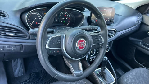 Fiat Tipo Cross 1.5 Hybrid 97kW (130CV) DCT
