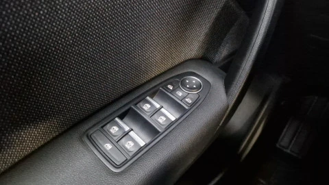 Renault Captur techno Eco-G 100cv (74 kW)