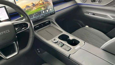 EBRO S800 1.5 TGDI PHEV Luxury E-CVT