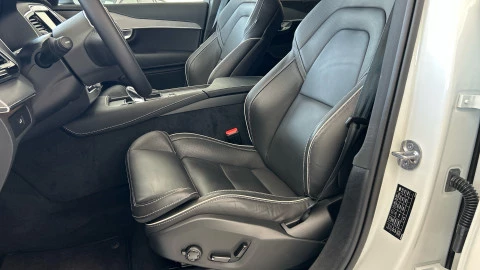 Volvo XC90 2.0 B5 D AWD Plus Bright Auto