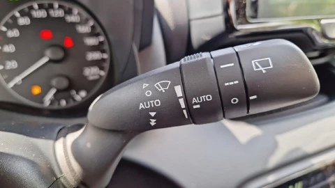 Mazda2 e-SKYACTIV G 66kW (90CV) Center-Line