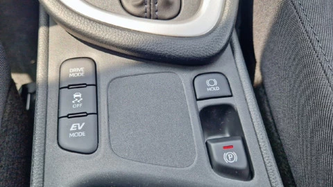 Mazda2 e-SKYACTIV G 66kW (90CV) Center-Line