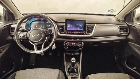 Kia Stonic  1.0 T-GDi MHEV Concept 100