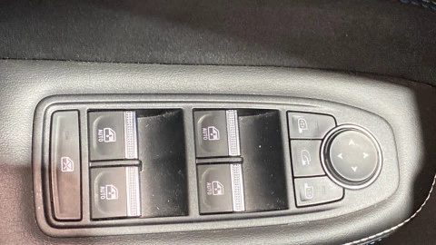 Renault Arkana Esprit Alpine E-TECH full hybrid 105kW