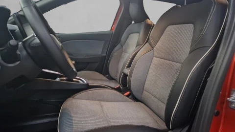 Renault Clio techno Eco-G 100cv (74kW)