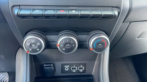 Renault Captur  TCe Equilibre 74kW GLP