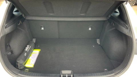 Kia Ceed 1.6 MHEV iMT 100kW (136CV) Concept