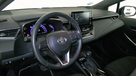 Toyota Corolla 1.8 125H ACTIVE TECH E-CVT