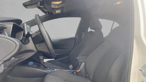 Toyota Corolla 1.8 125H ACTIVE TECH E-CVT