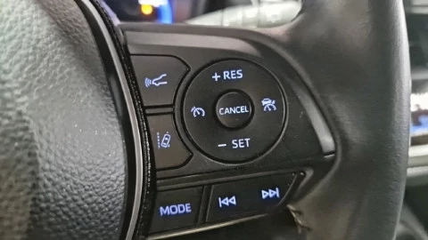 Toyota Corolla 1.8 125H ACTIVE TECH E-CVT