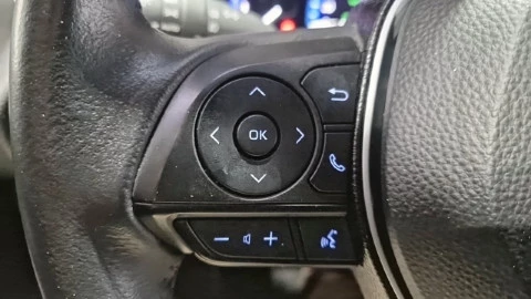 Toyota Corolla 1.8 125H ACTIVE TECH E-CVT