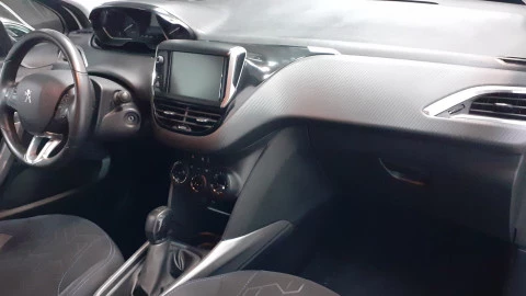 Peugeot 2008 Style 1.2L PureTech 60KW (82CV)