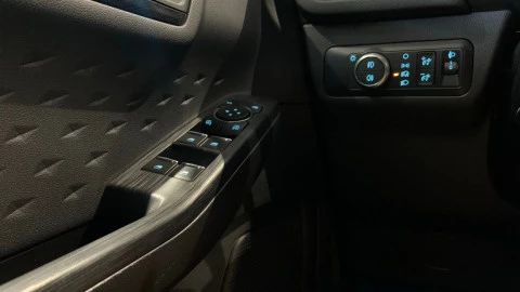 Ford Kuga ST-Line X 2.5 Duratec FHEV Auto