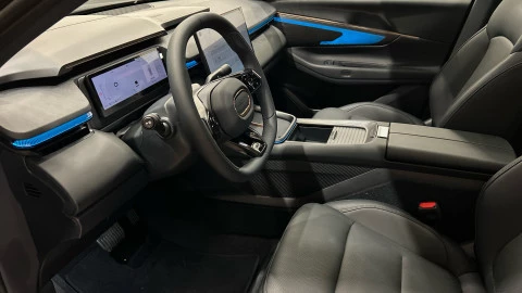 Lynk & Co 08 1.5 PHEV Core 257 kW (350 CV)