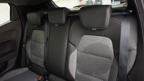 Renault Clio Techno TCe 90 (67kw)