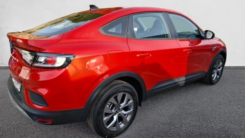 Renault Arkana Evolution E-TECH full hybrid 105kW(145CV