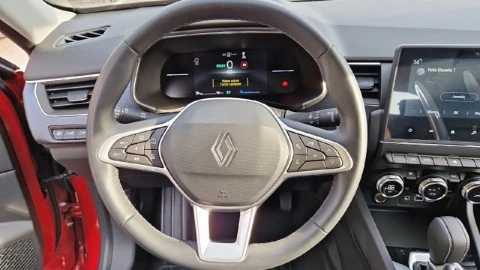 Renault Arkana Evolution E-TECH full hybrid 105kW(145CV