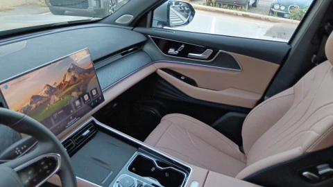 EBRO S900 PHEV 1.5 TGDI 3DHT 4X4 Luxury