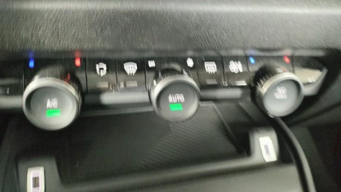 Citroën C4 BlueHDi 130 S&S EAT8 Feel Pack