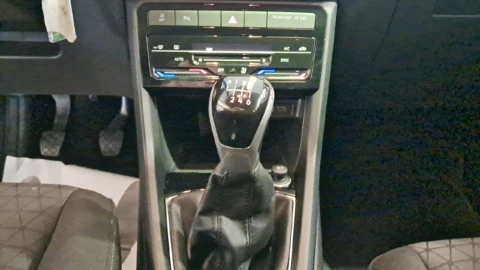 Volkswagen T-Cross Advance 1.0 TSI 81kW (110CV)