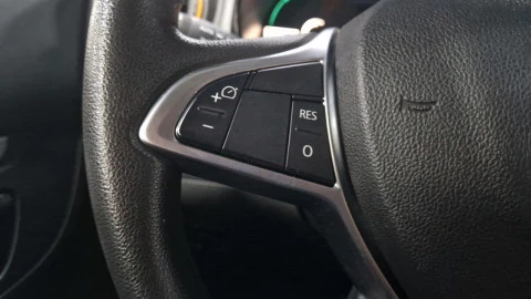 Dacia Spring Comfort Plus Electric 33kW (45CV)