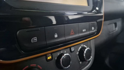 Dacia Spring Comfort Plus Electric 33kW (45CV)