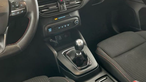 Ford Focus 1.0 Ecoboost MHEV 114kW Active SB