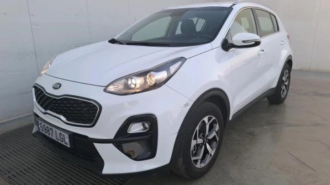 Kia Sportage 1.6 MHEV Business DCT 100kW (136CV) 4X2