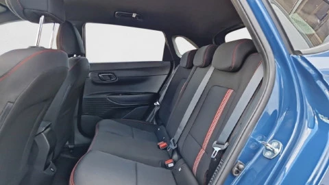 Hyundai i20 BERLINA CON PORTÓN 1.0 TGDI MHEV TECNO 100 5P