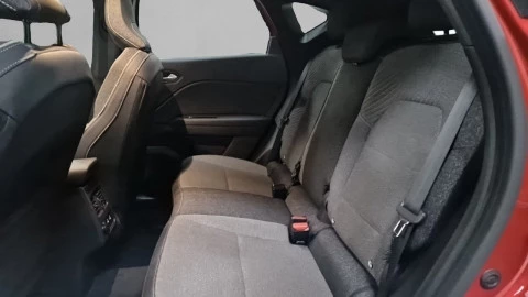 Renault Captur techno Eco-G 100cv (74 kW)