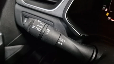 Renault Captur techno Eco-G 100cv (74 kW)