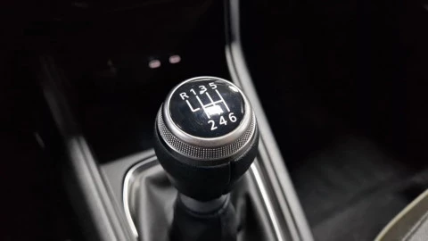 Renault Captur techno Eco-G 100cv (74 kW)