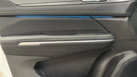 Lynk & Co 01 1.5 PHEV More 203 kW (276 CV)