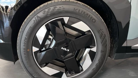 Kia EV5 Earth Long Range
