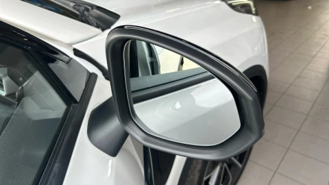 Lynk & Co 01 1.5 PHEV Core Lynk & Co 01 1.5 PHEV Core