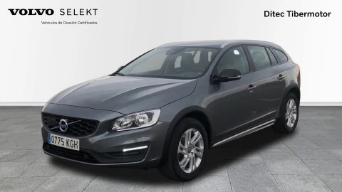 Volvo V60 Cross Country 2.0 D3 Plus Auto Volvo V60 Cross Country 2.0 D3 Plus Auto