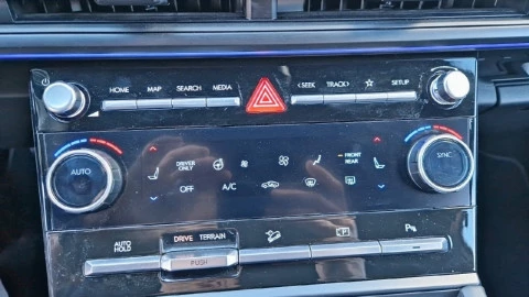 Hyundai Santa Fe HEV 1.6T 215CV 4X4 AT Calligraphy