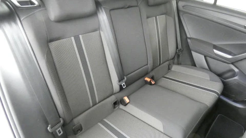 Volkswagen T-Roc   1.5 TSI Advance Style DSG7