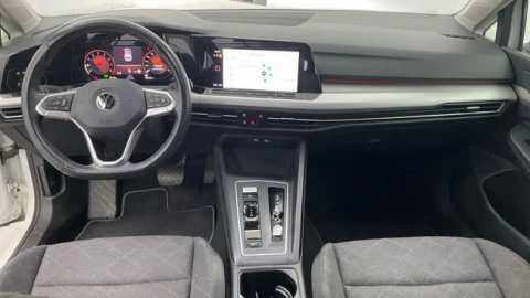 Volkswagen Golf Life 1.0 eTSI 81kW (110CV) DSG