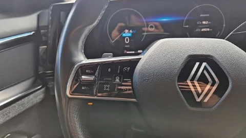 Renault Espace Techno E-Tech full hybrid 146kW