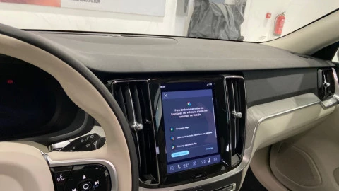 Volvo V60 2.0 T6 PHEV Recharge Core Auto eAWD