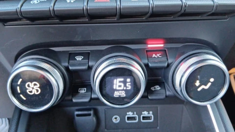 Renault Clio techno Eco-G 100cv (74kW)