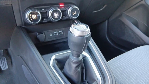 Renault Clio techno Eco-G 100cv (74kW)