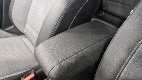 Renault Clio Techno full hybrid E-Tech 145 (103Kw)