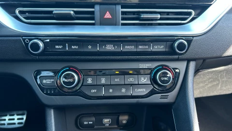 Kia Niro 1.6 GDi HEV 104kW (141CV) Emotion