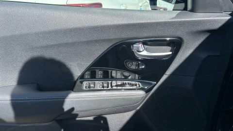 Kia Niro 1.6 GDi HEV 104kW (141CV) Emotion