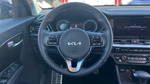Kia Niro 1.6 GDi HEV 104kW (141CV) Emotion