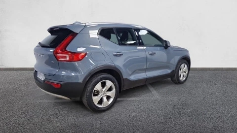 Volvo XC40 2.0 T4 Business Plus Auto