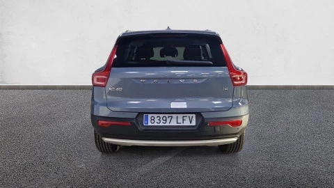 Volvo XC40 2.0 T4 Business Plus Auto