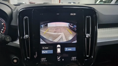 Volvo XC40 2.0 T4 Business Plus Auto